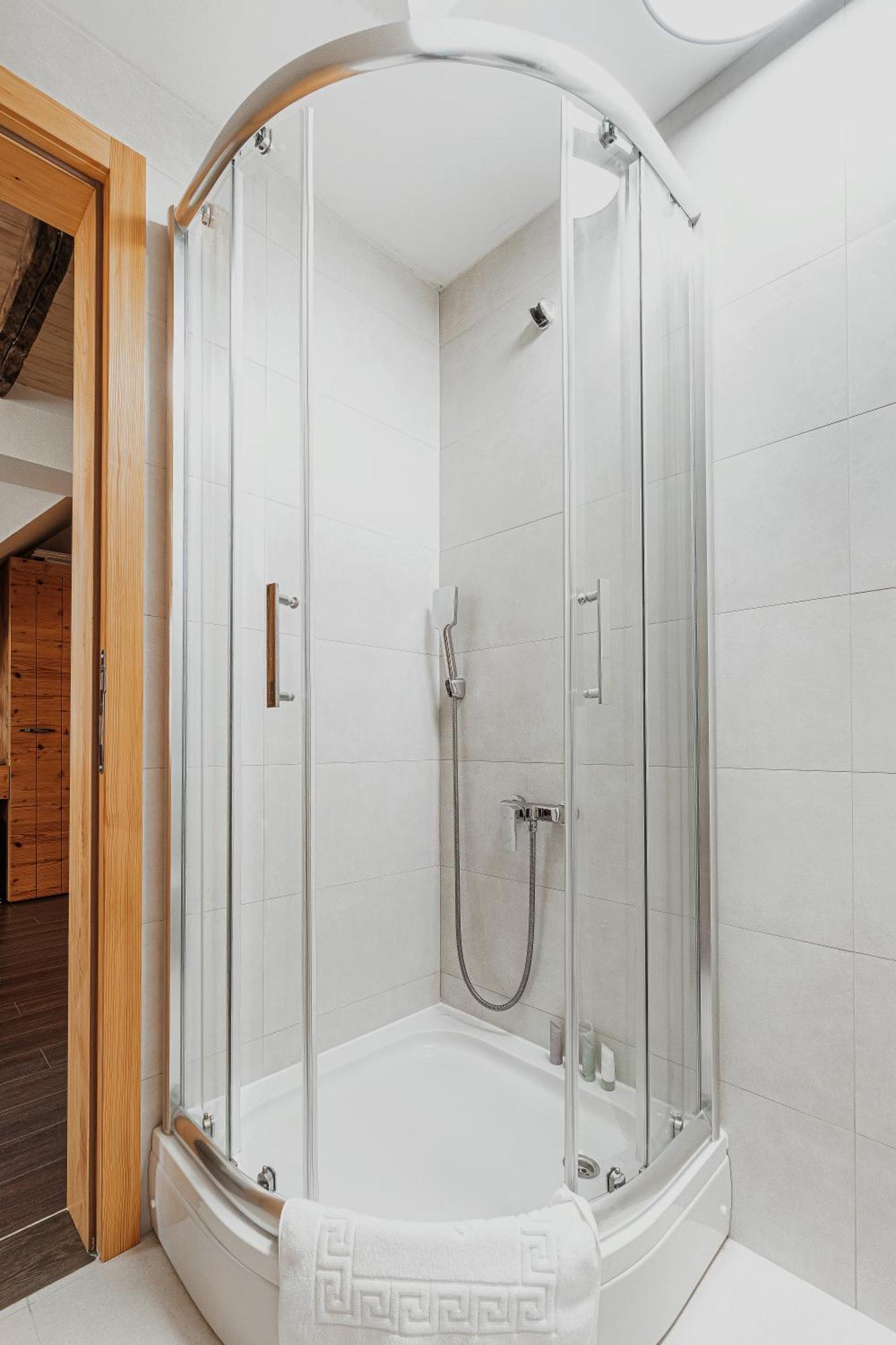 Toplik Village Resort Lukavica Ngoại thất bức ảnh