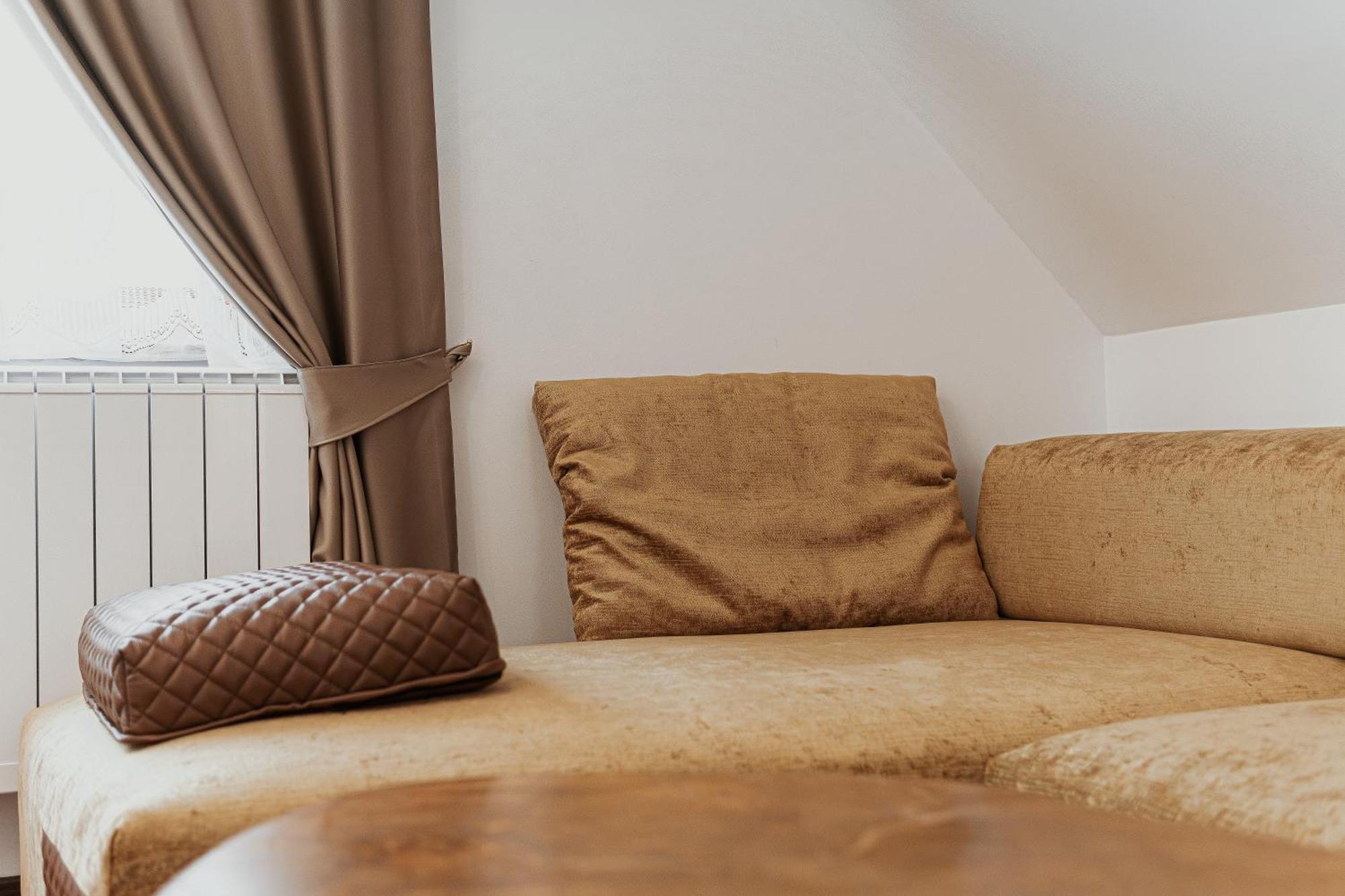 Toplik Village Resort Lukavica Ngoại thất bức ảnh